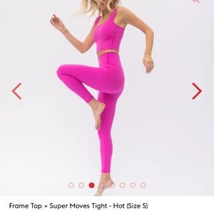 Left on Friday frame top & legging set